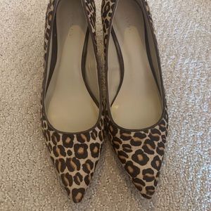 Dyed calf-skin kitten heels